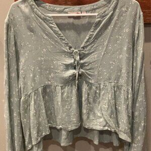 SO Juniors' Lace up Peplum Top Green Size Large